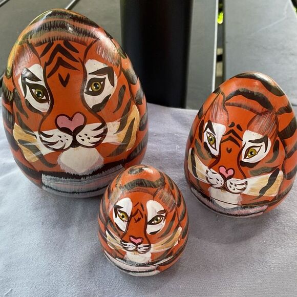 Unique Bengal Tiger Nesting Doll - Picture 4 of 6